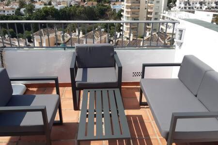 Amplio Apartamento Con Piscina Cerca De La Playa Nerja Exterior photo